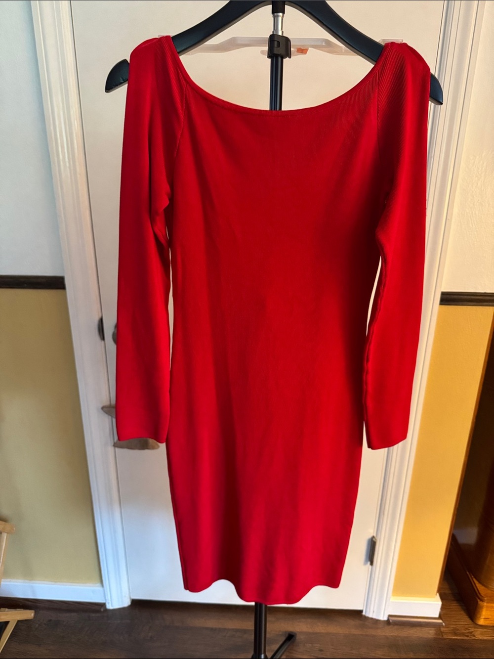 Women’s Red Long Sleeve Boatneck Dress